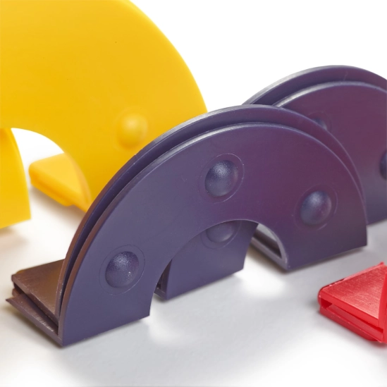 VYPLÉTAČ NA BAMBULE                                                                                                                                                                                                                                       